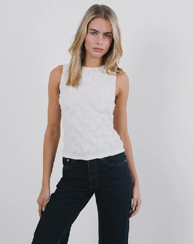 Monelo Vest Top in Textured Mesh White